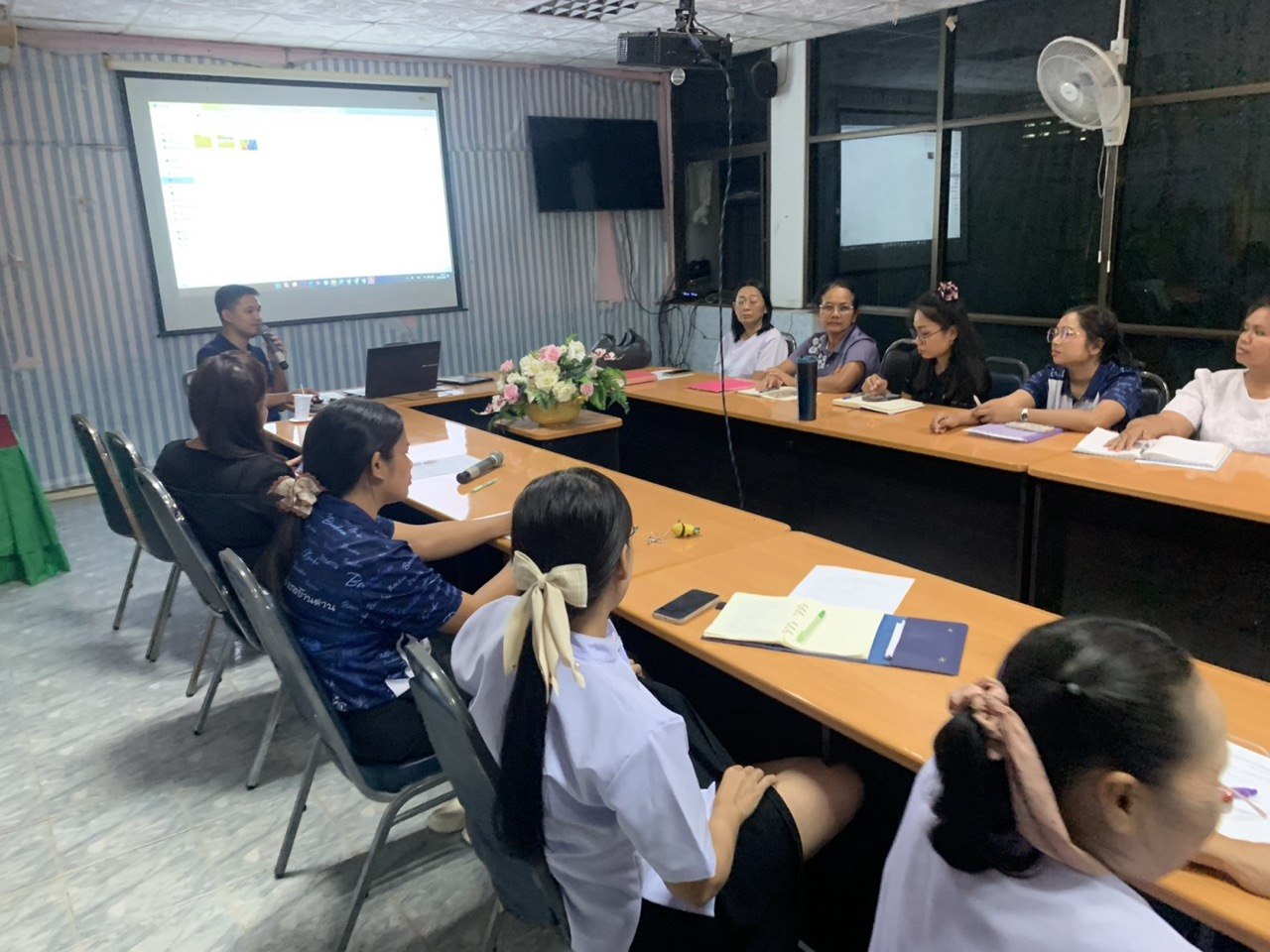 ประชุมครู ภาคเรียนที่ 1 ปีการศึกษา 2569